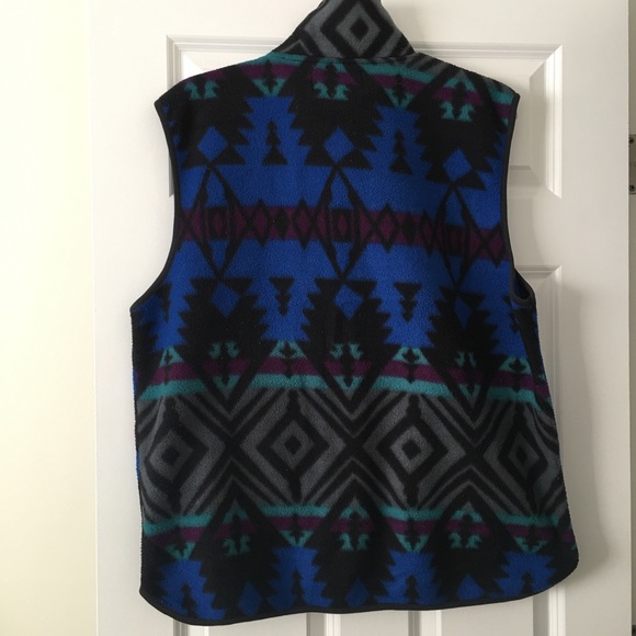 Nordic Fleece
zipperedNavy Blue purple green gray
Size L 2 Zip Side Pockets - Picture 9 of 13